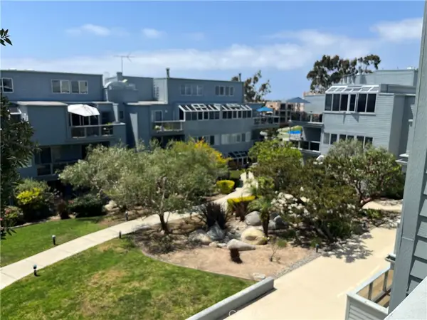 210 The Village #305, Redondo Beach, CA 90277