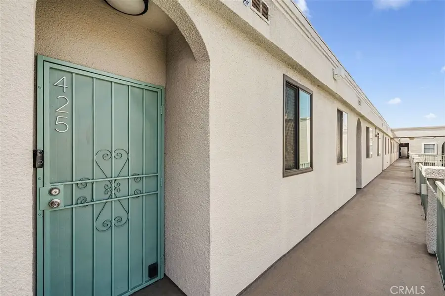 555 Maine Avenue #425, Long Beach, CA 90802 - #3