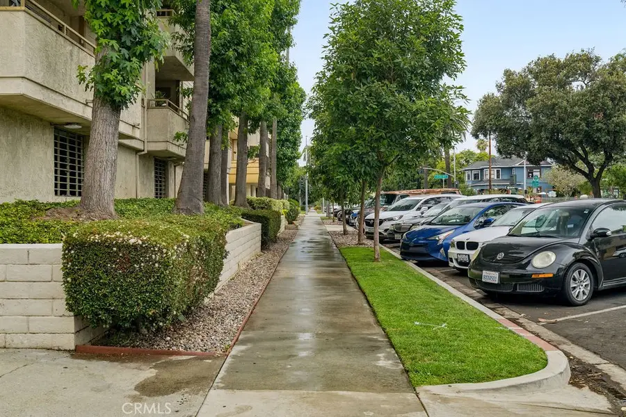 645 Chestnut Avenue #305, Long Beach, CA 90802 - #3