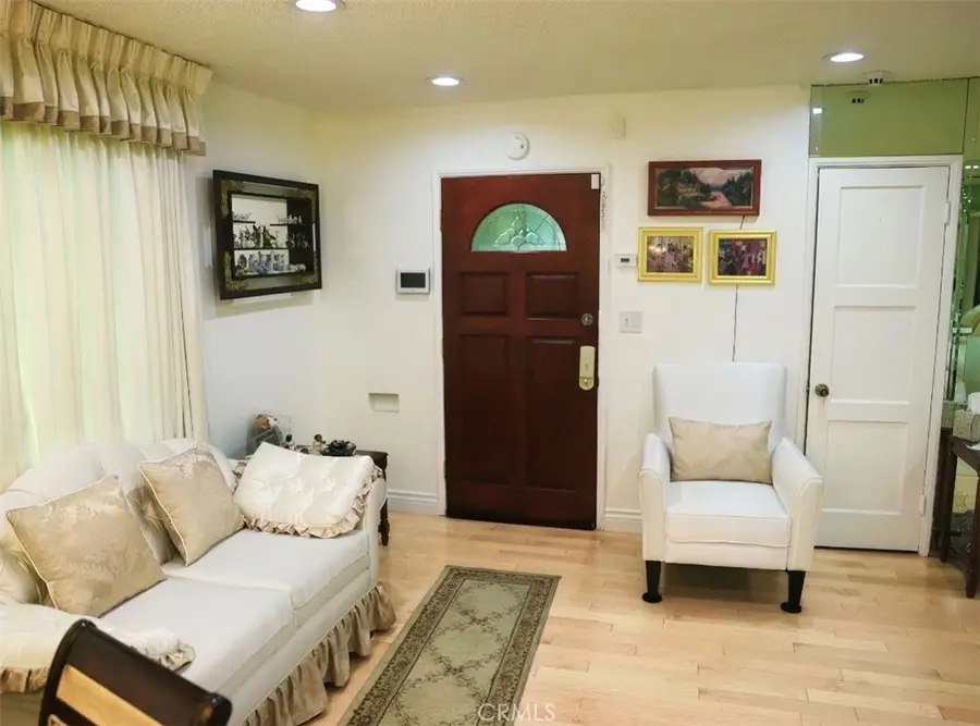 1709 W 111th, Los Angeles, CA 90047 - #2
