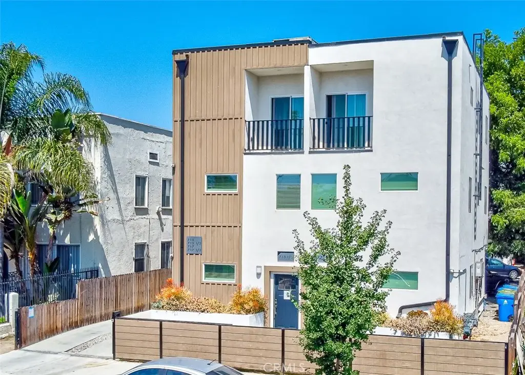 715 W 47th Street, Los Angeles, CA 90037 - #1