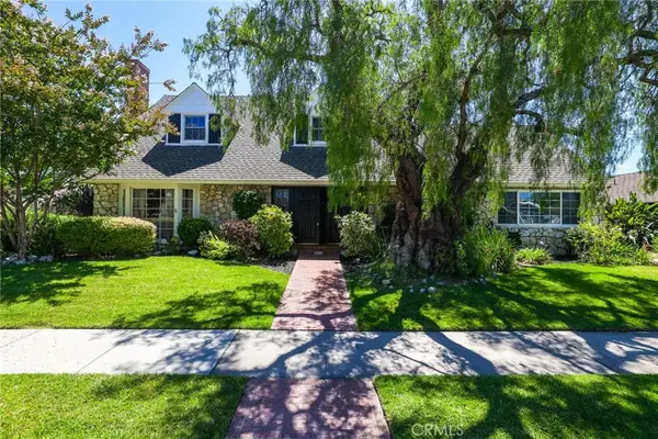 11672 Foster Road, Rossmoor, CA 90720