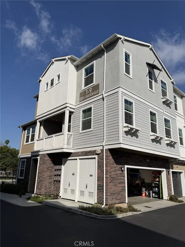 1028 N Anaheim Boulevard N #9, Anaheim, CA 92801