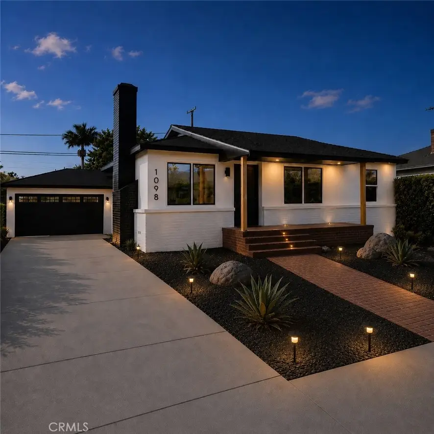 1098 E Ridgewood, Long Beach, CA 90807 - #1