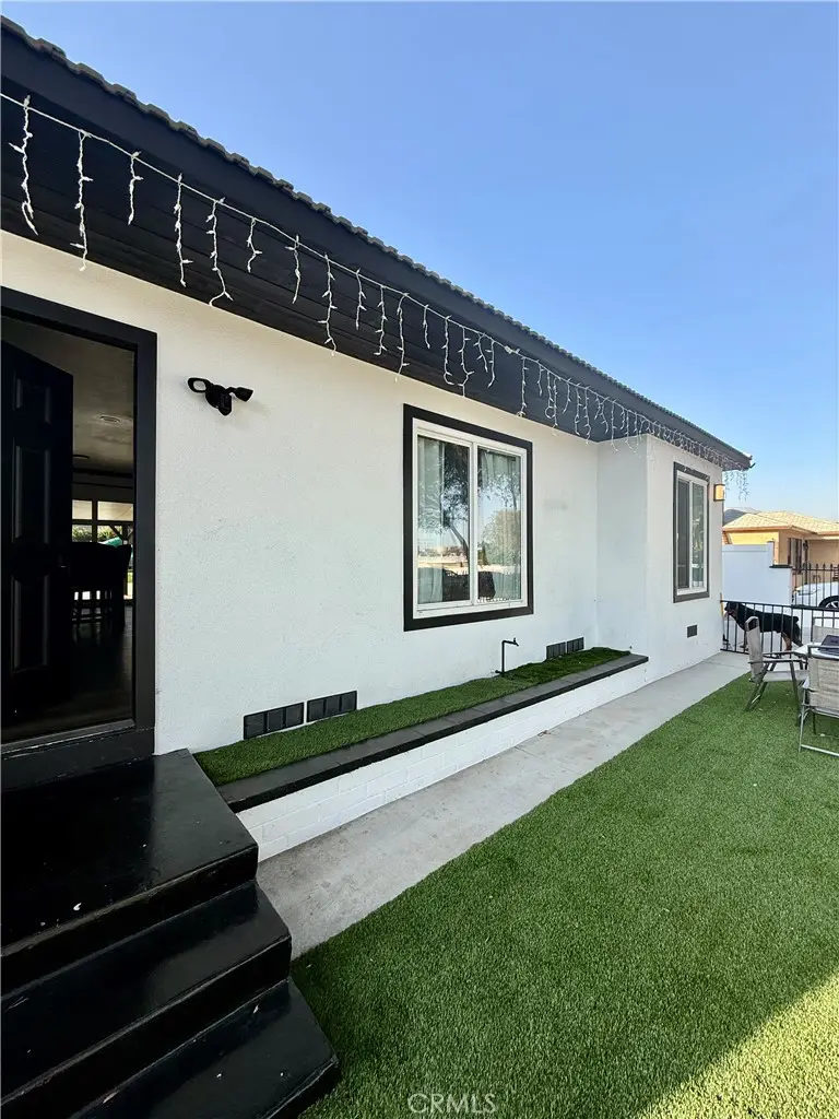 720 E 23 Rd, San Bernardino, CA 92404 - #2