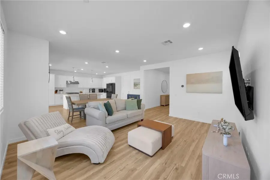 4130 Wildflower Way, La Verne, CA 91750 - #3