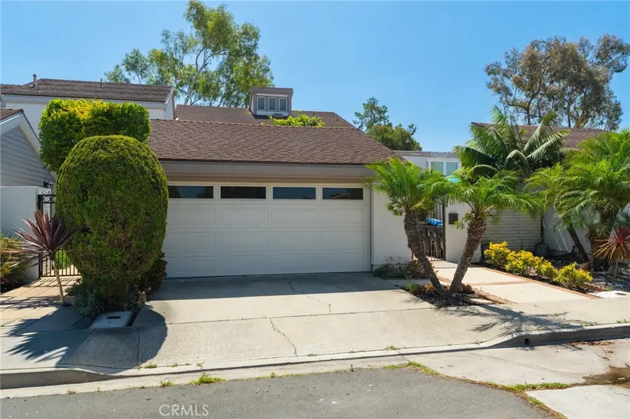 11 Redwood Tree, Irvine, CA 92612 - #2