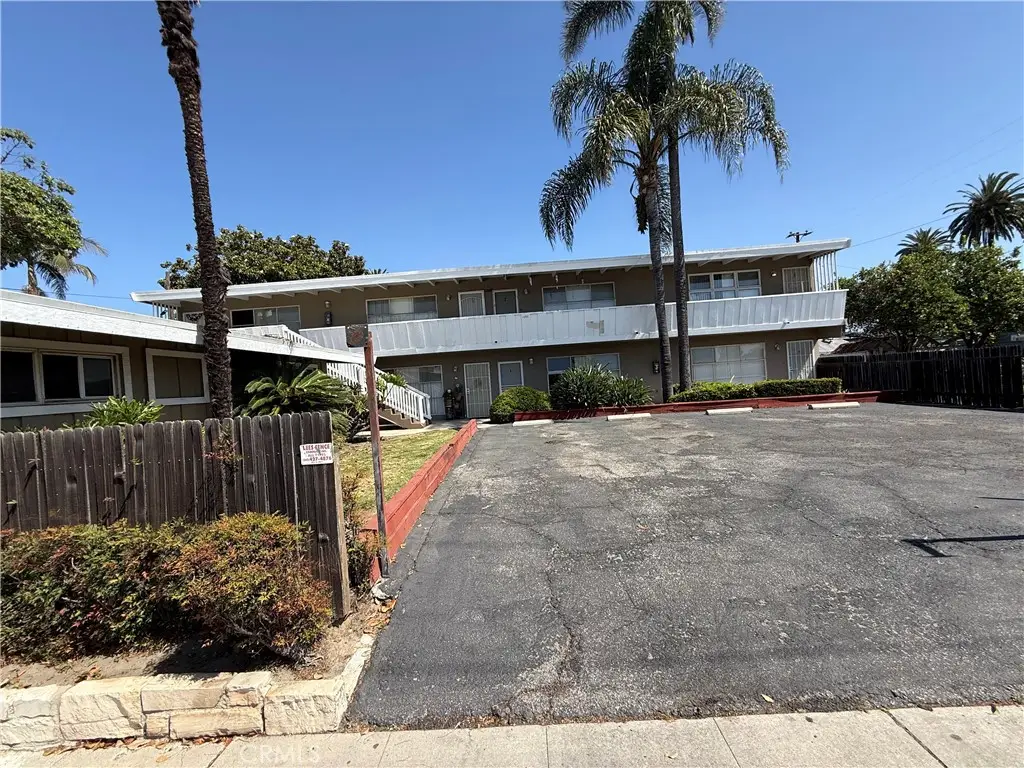 1651 E South, Long Beach, CA 90805 - #1