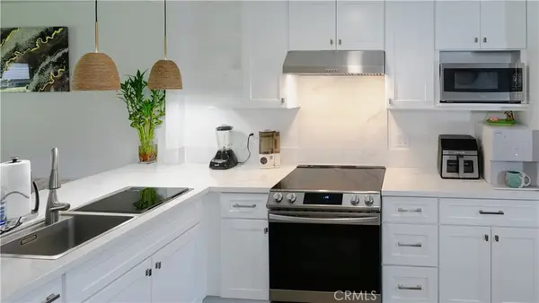 521 S Lyon #11, Santa Ana, CA 92701