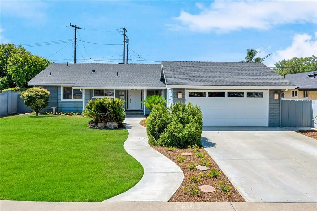 1220 E Adams Avenue, Orange, CA 92867 - #1