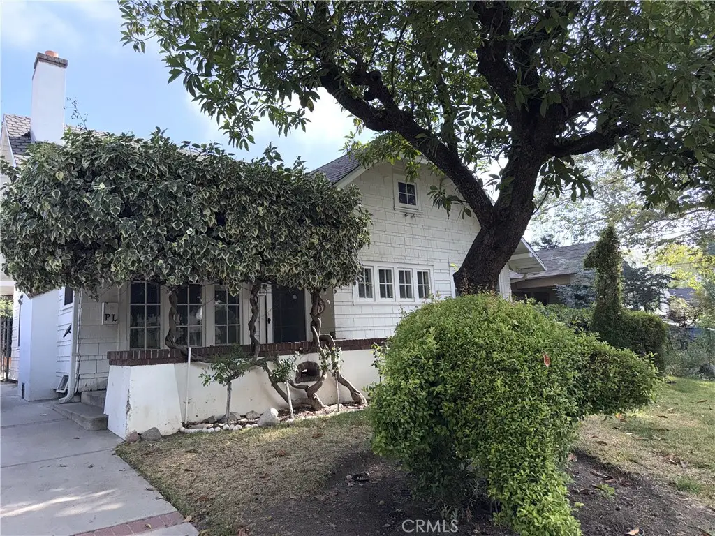 535 E Howard Street, Pasadena, CA 91104 - #1