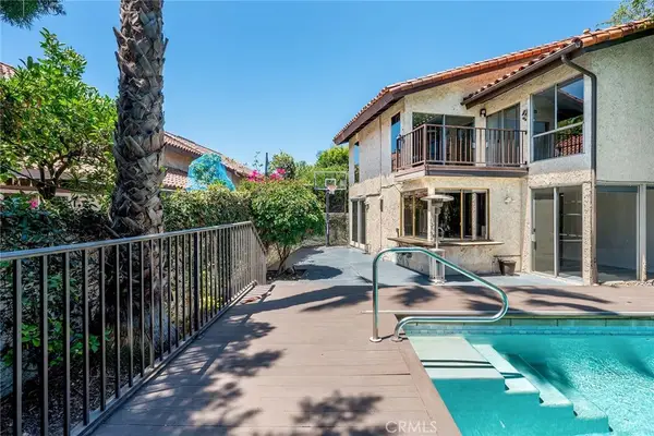 4000 Marion Way, Long Beach, CA 90807