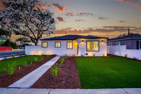 2801 Adriatic Avenue, Long Beach, CA 90810