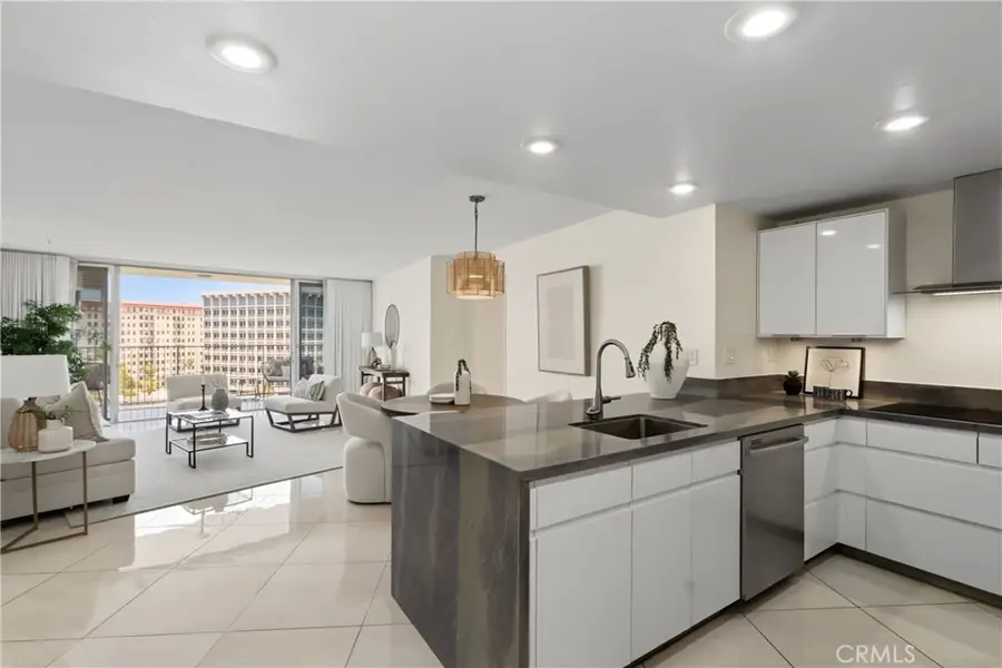 700 E Ocean Boulevard #1501, Long Beach, CA 90802 - #3