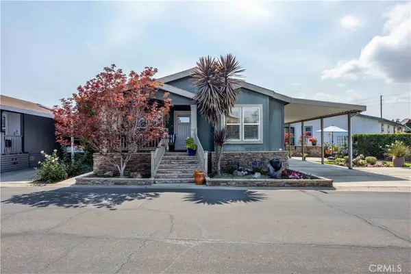 10681 Oak, Los Alamitos, CA 90720