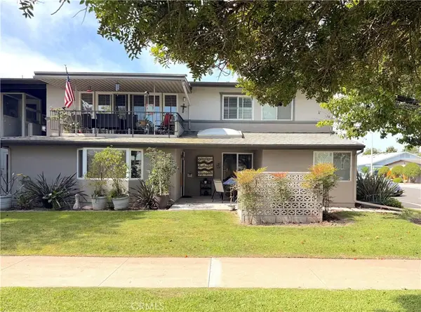 1860 Saint John Road #32A, Seal Beach, CA 90740