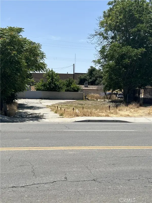 625 Brundage, Bakersfield, CA 93304