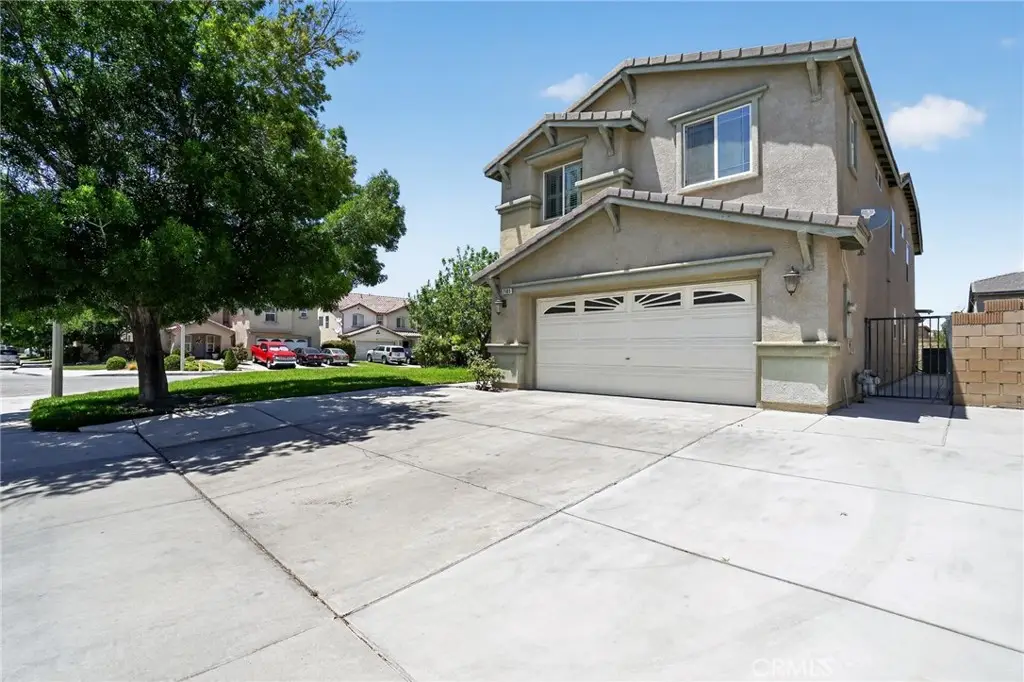 2103 W Avenue K7, Lancaster, CA 93536 - #1