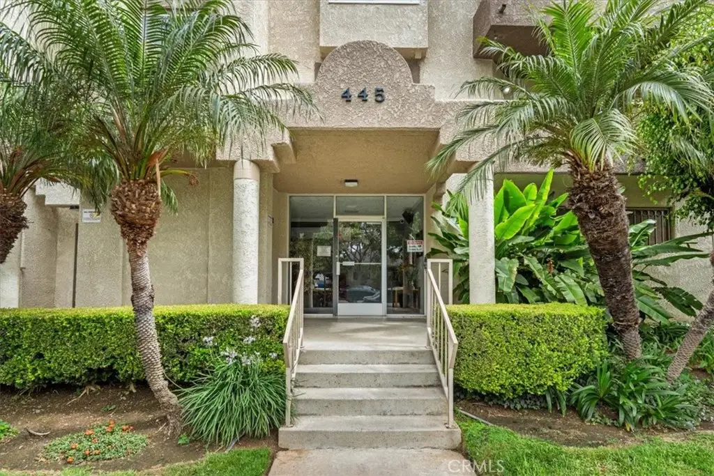 445 W 6th, Long Beach, CA 90802 - #1