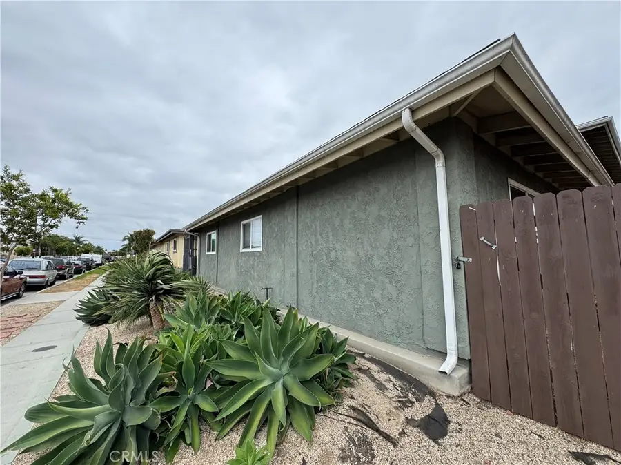 17392 Keelson, Huntington Beach, CA 92647 - #2