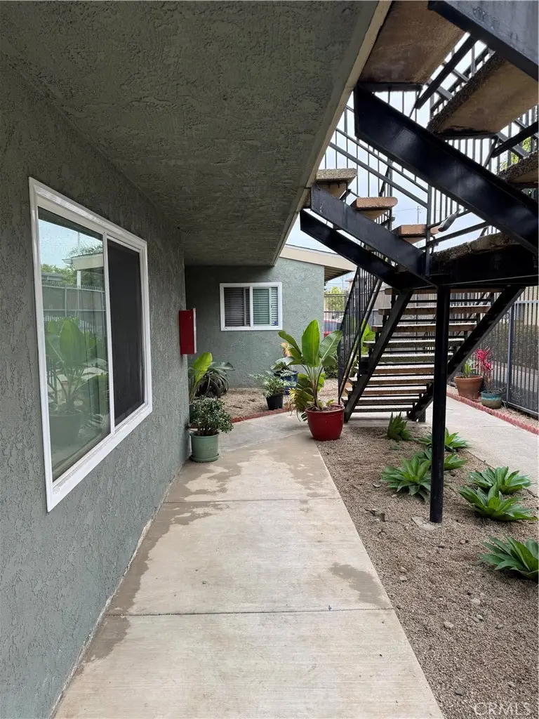 17392 Keelson, Huntington Beach, CA 92647 - #3