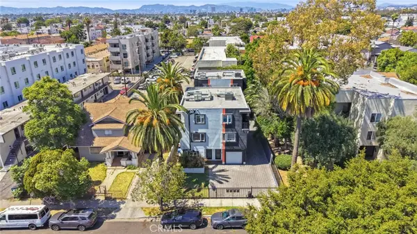 1233 W 39th, Los Angeles, CA 90037