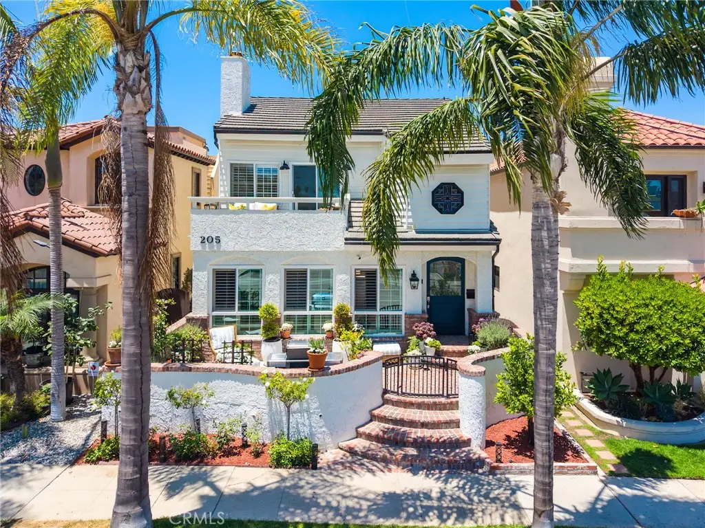 205 4th Street, Seal Beach, CA 90740 - #1