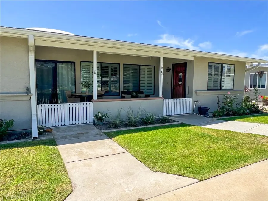 1621 Monterey Rd., M2-19g, Seal Beach, CA 90740 - #2