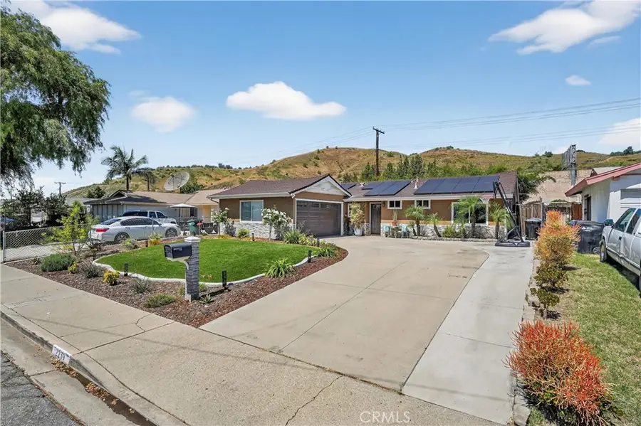 2239 Farringdon, Pomona, CA 91768 - #2