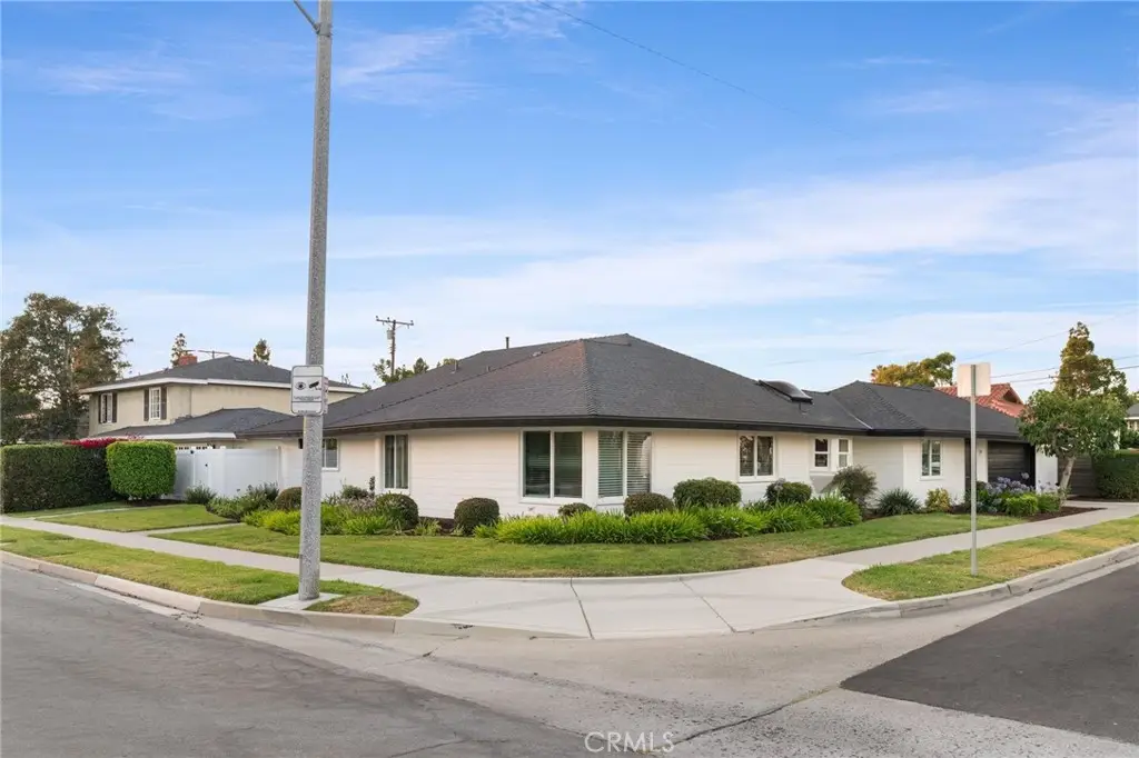 2904 Club House Road, Costa Mesa, CA 92626 - #1