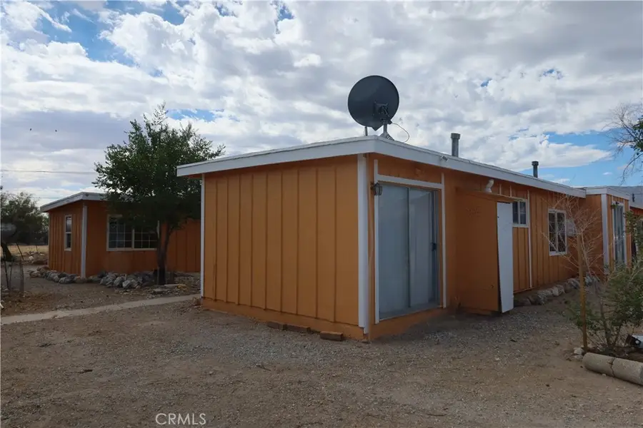 37950 E End, Lucerne Valley, CA 92356 - #3