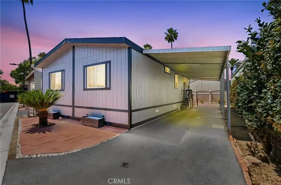 1949 S Manchester Ave #11, Anaheim, CA 92802 - #2
