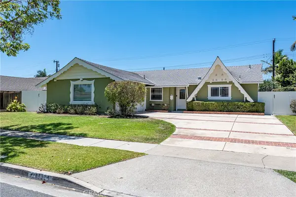 11331 Reagan, Los Alamitos, CA 90720