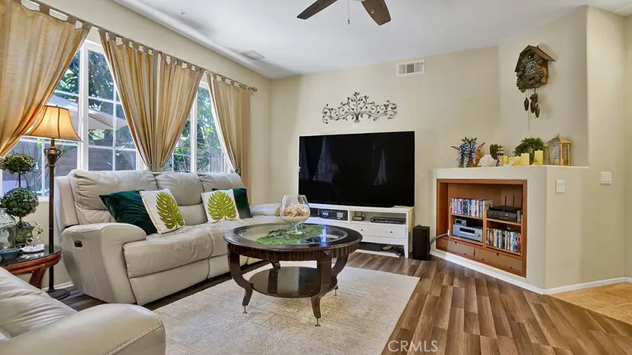 933 Somerville, Irvine, CA 92620 - #3