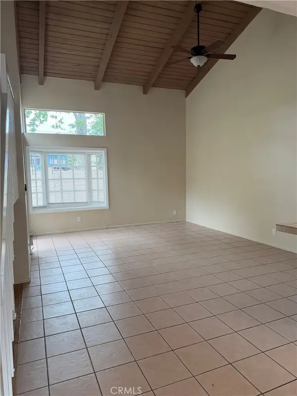 2624 N Tustin Avenue #D, Santa Ana, CA 92705