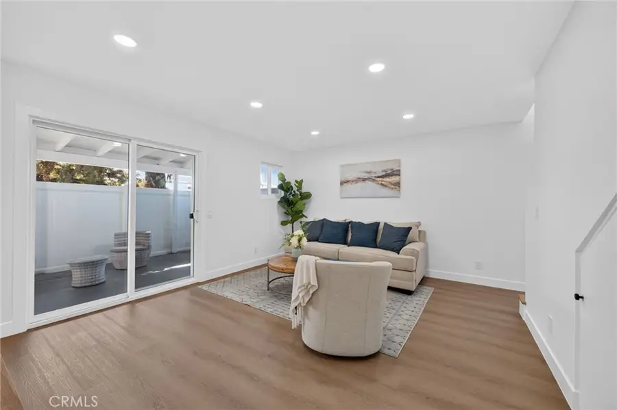 1197 E 9th, Pomona, CA 91766 - #3
