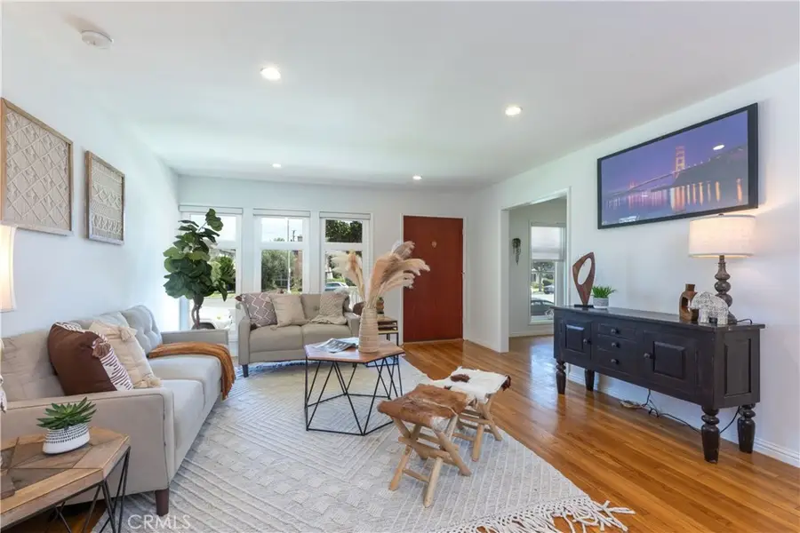 1014 E Carson St #7, Long Beach, CA 90807 - #3