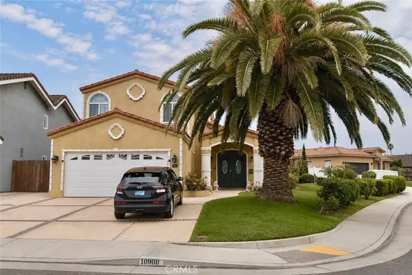 10900 La Flor, Fountain Valley, CA 92708