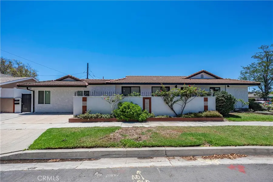 1980 Vuelta Grande, Long Beach, CA 90815 - #3