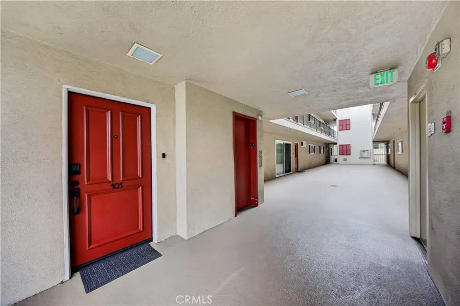 5301 E The Toledo #101, Long Beach, CA 90803 - #3