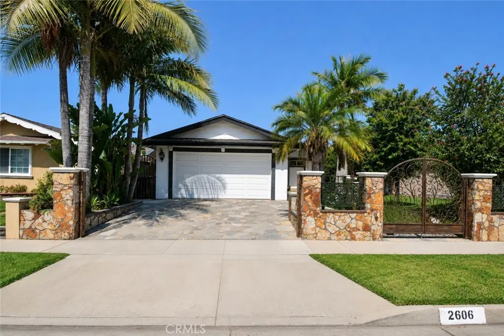 2606 S Poplar, Santa Ana, CA 92704 - #1