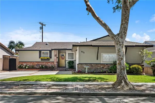 852 Kallin Avenue, Long Beach, CA 90815