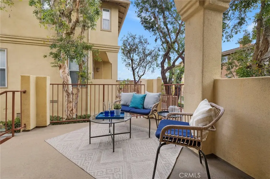 343 W Summerfield Circle, Anaheim, CA 92802 - #1