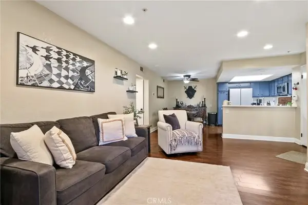 129 N Cross Creek Road N #B, Orange, CA 92869