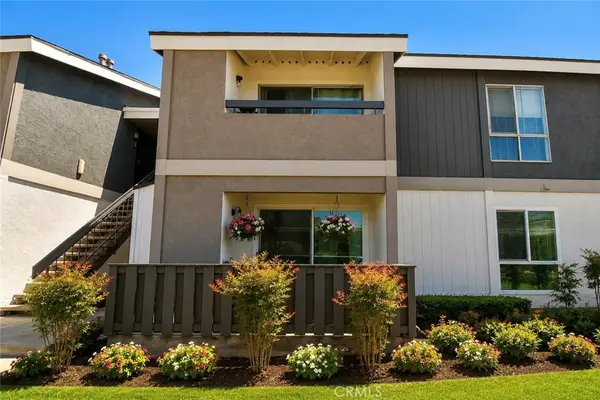 2827 S Fairview Street #G, Santa Ana, CA 92704