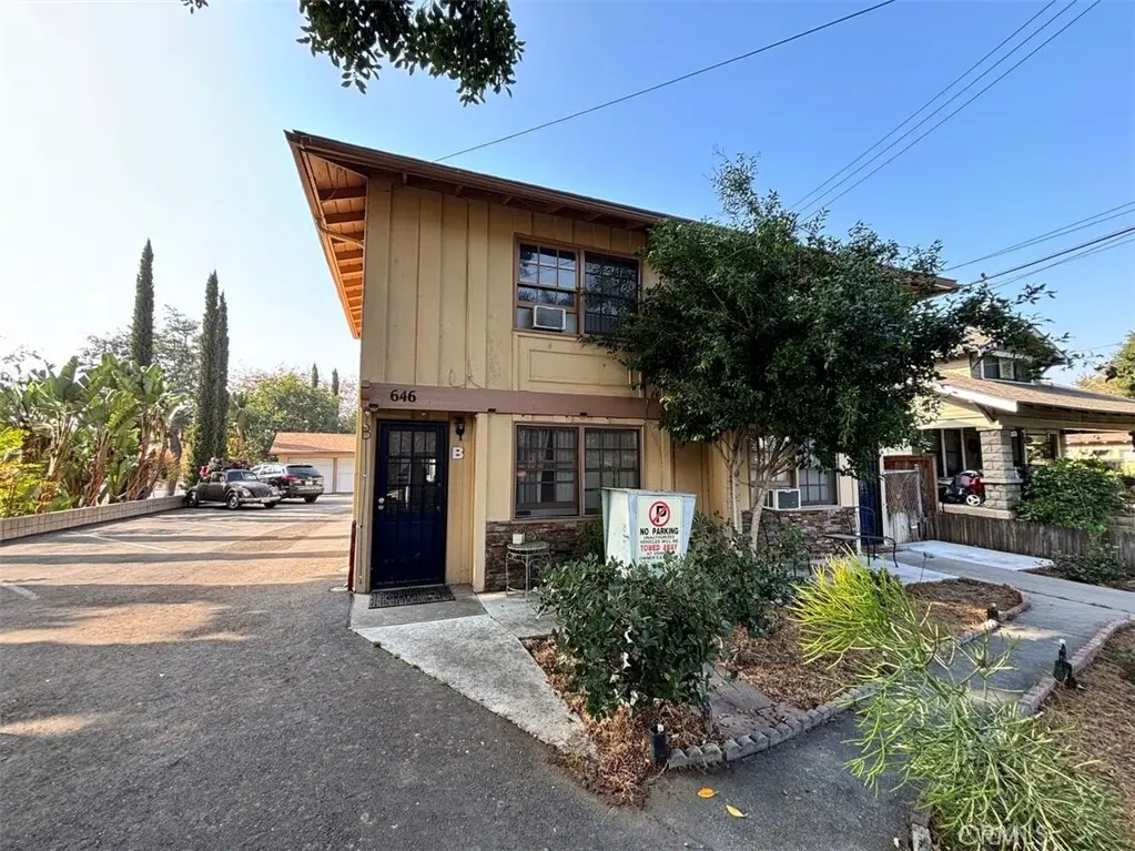 646 S Grand Street, Orange, CA 92866 - #1