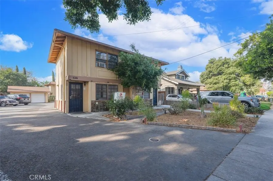 646 S Grand Street, Orange, CA 92866 - #2