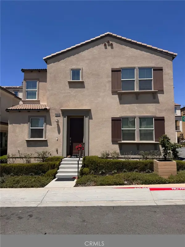 881 Pear Court, Upland, CA 91786