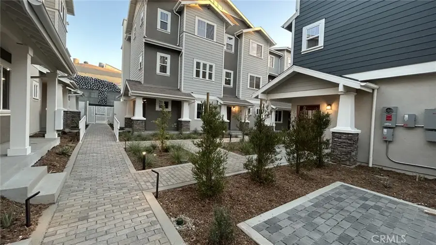 1336 Locust Avenue #4, Long Beach, CA 90813 - #2