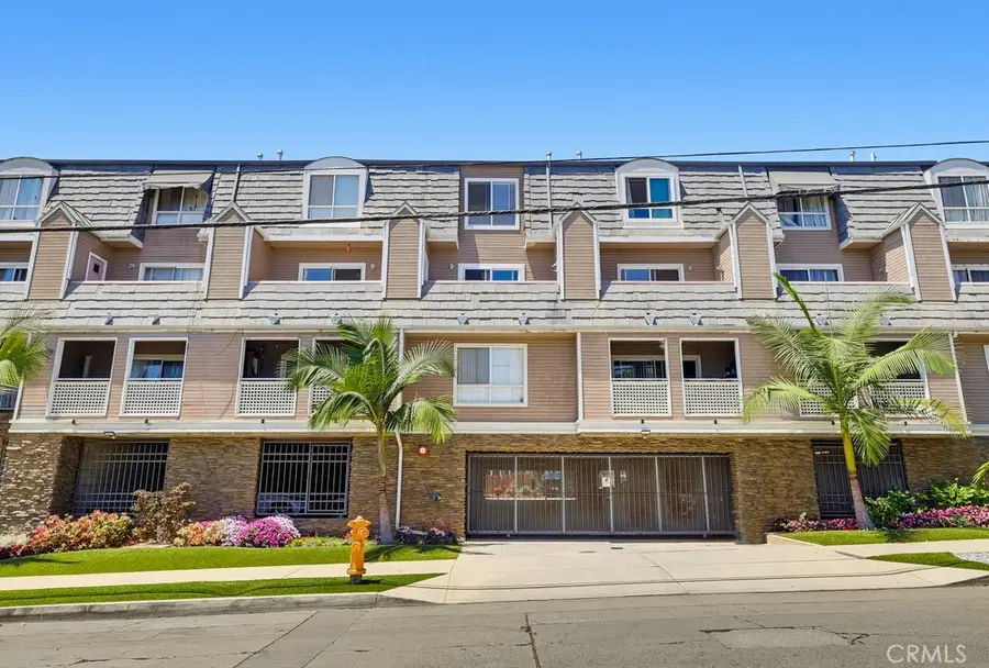 1355 Loma Avenue #311, Long Beach, CA 90804 - #3